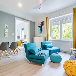 Bpr Color Fusion With A/c , Budapest Hungría